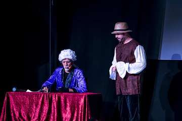 El Teatro de Telde rebosa de magia con el musical 'Al Revés en Navidad'/TA.